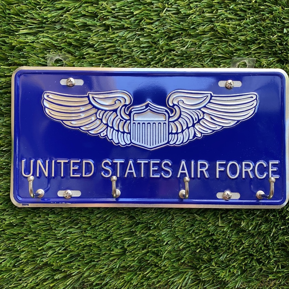 License plate hanger